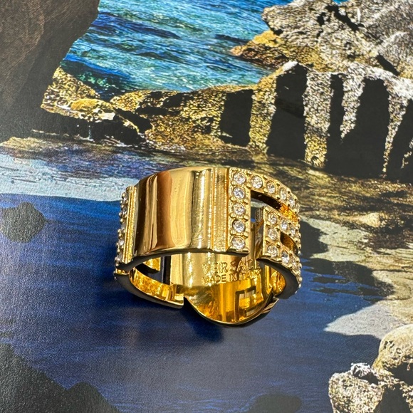 VERSACE MEDUSA HEAD RING - Picture 4 of 4